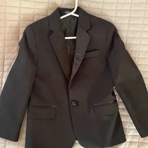 Tuxedo shirt and jacket - worn once. Excellent condition